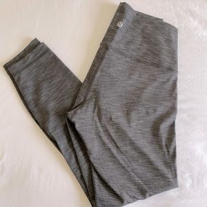 EUC Lululemon Leggings, high-rise 28”, 6